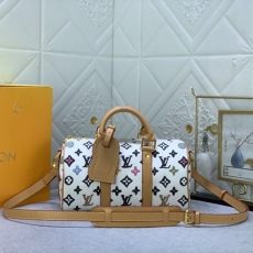 Louis Vuitton Speedy Bags